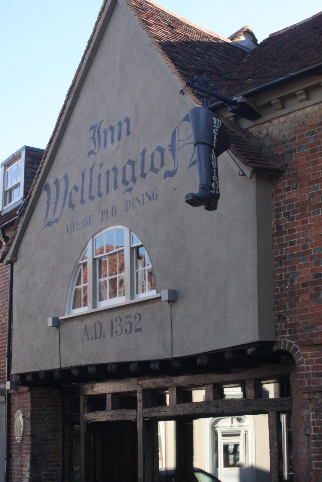 Hotel The Wellington à Welwyn Extérieur photo
